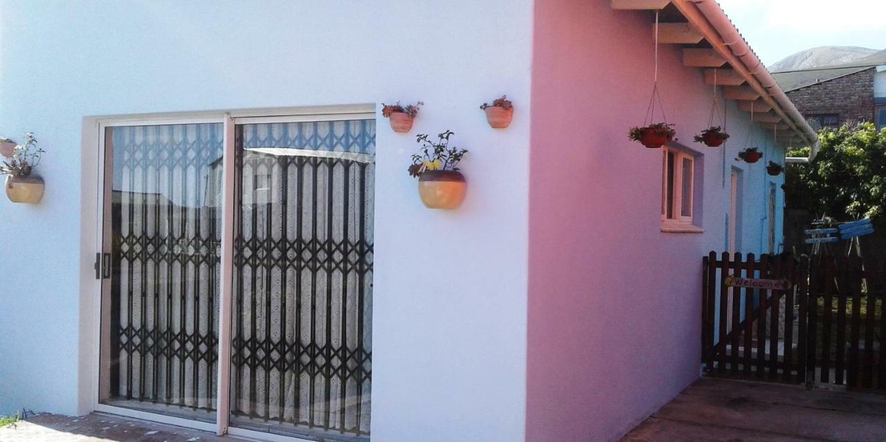 36 Df Strauss Street Apartment Клейнмонт Екстериор снимка